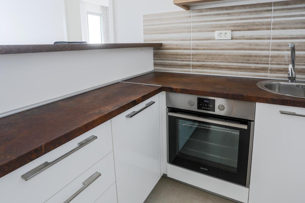 Lux Apartments Huma *
