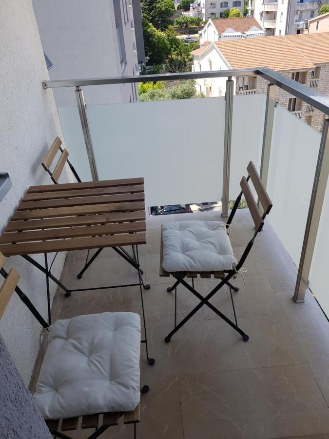 Lux Apartments Huma Apartment *