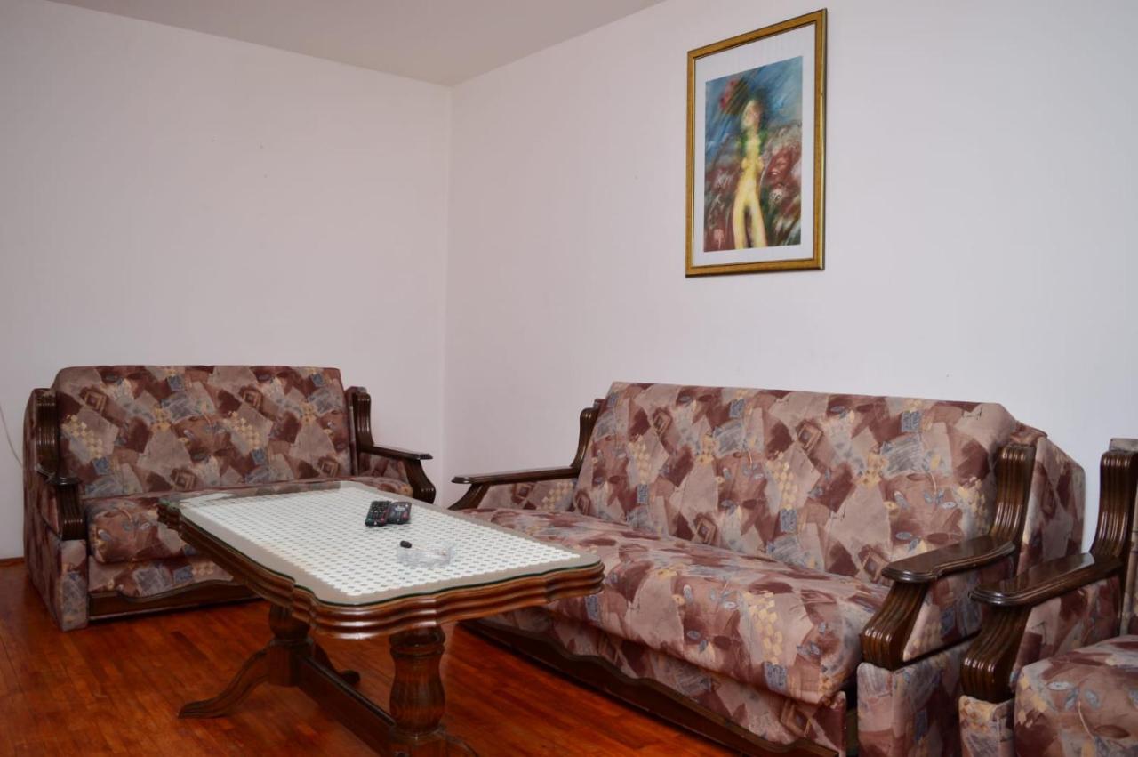 Lux Apartments Huma