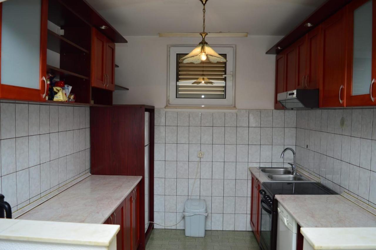 Lux Apartments Huma Apartment *